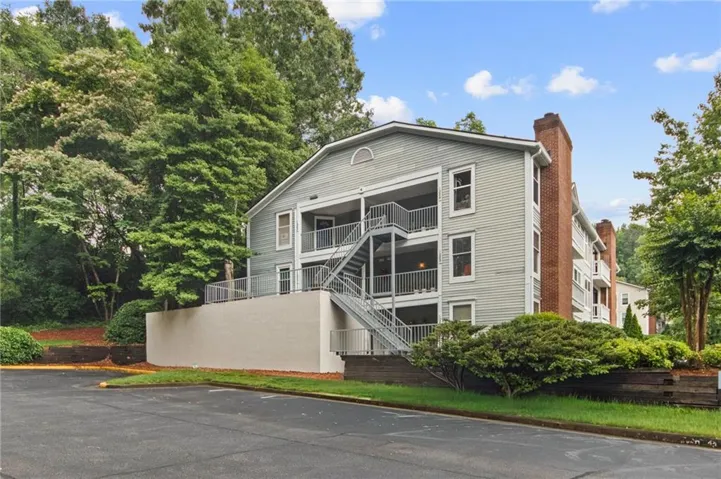 1283 Keys Lake Drive Ne, Brookhaven, Georgia 30319
