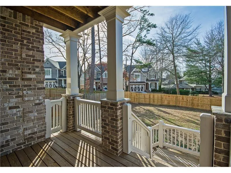 3172 Silver Lake Drive Ne, Brookhaven, Georgia 30319, 6 Bedrooms Bedrooms, ,6 BathroomsBathrooms,Residential,Sold,3172 Silver Lake Drive Ne,5842824