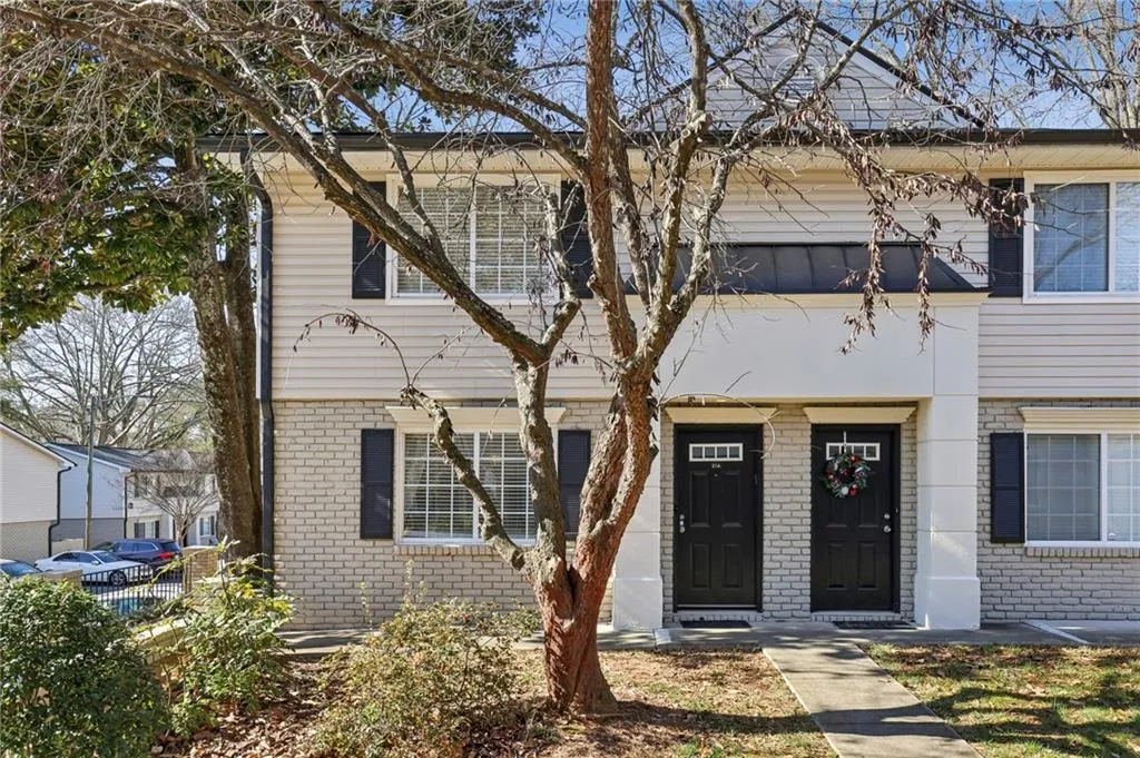 6940 Roswell Road Unit A21, Atlanta, Georgia 30328, 2 Bedrooms Bedrooms, ,1 BathroomBathrooms,Residential,For Sale,6940 Roswell Road Unit A21,7705972