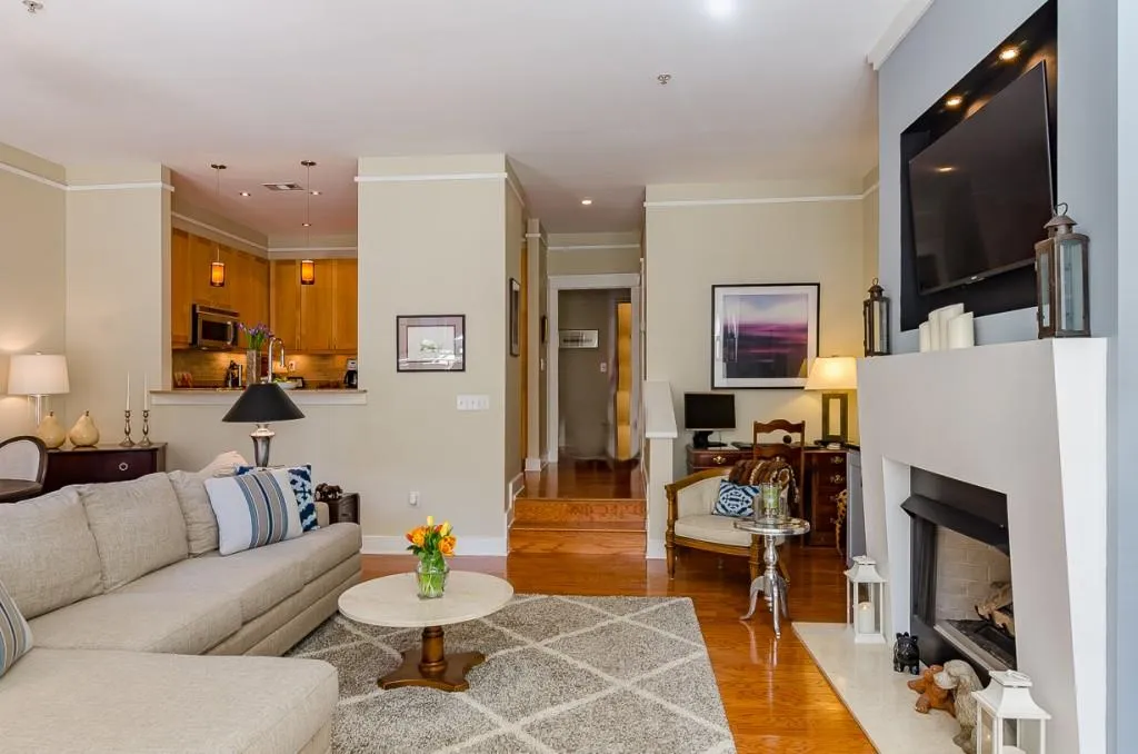 273 12th Street Ne Unit 418, Atlanta, Georgia 30309, 2 Bedrooms Bedrooms, ,2 BathroomsBathrooms,Residential,Sold,273 12th Street Ne Unit 418,5816391