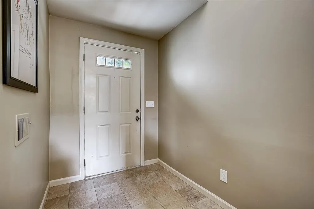 701 Brandywine Circle, Sandy Springs, Georgia 30350, 3 Bedrooms Bedrooms, ,2 BathroomsBathrooms,Residential,Sold,701 Brandywine Circle,6730186