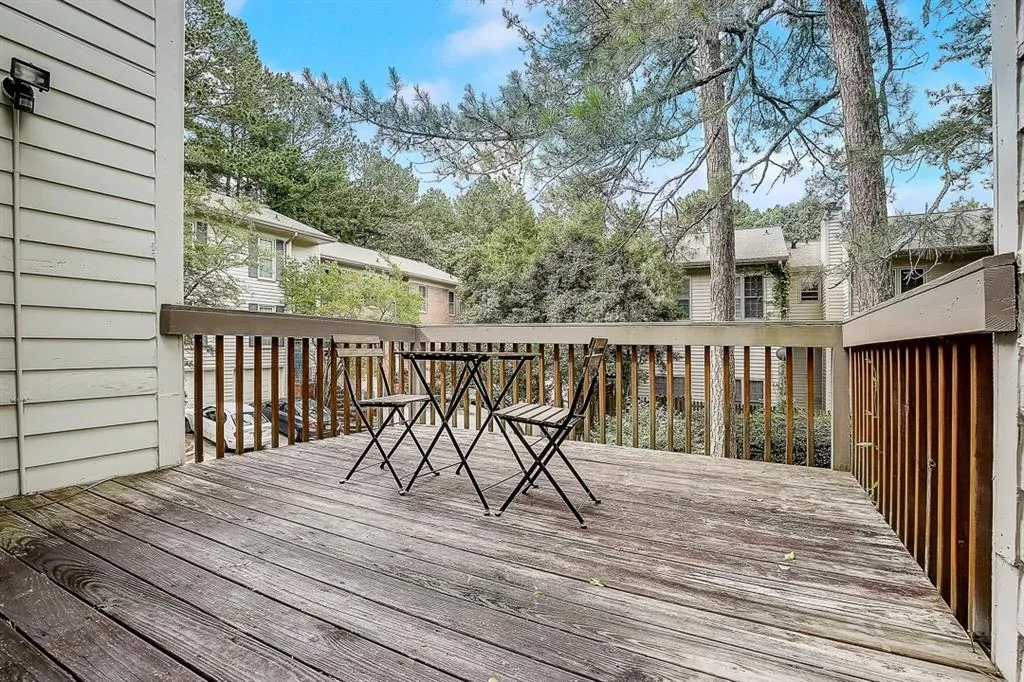 701 Brandywine Circle, Sandy Springs, Georgia 30350, 3 Bedrooms Bedrooms, ,2 BathroomsBathrooms,Residential,Sold,701 Brandywine Circle,6730186