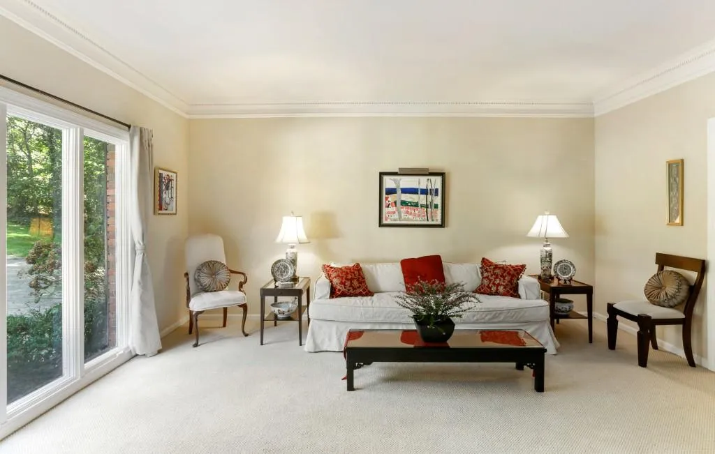 330 Seamarsh Court, Sandy Springs, Georgia 30328, 4 Bedrooms Bedrooms, ,3 BathroomsBathrooms,Residential,Sold,330 Seamarsh Court,6959249