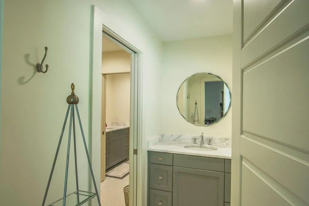 5180 Vernon Springs Trail, Atlanta, Georgia 30327, 5 Bedrooms Bedrooms, ,4 BathroomsBathrooms,Residential,Sold,5180 Vernon Springs Trail,5548524