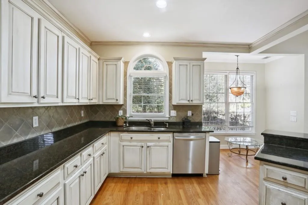 5790 Cameron Hall Place, Atlanta, Georgia 30328, 4 Bedrooms Bedrooms, ,3 BathroomsBathrooms,Residential,Sold,5790 Cameron Hall Place,7187304