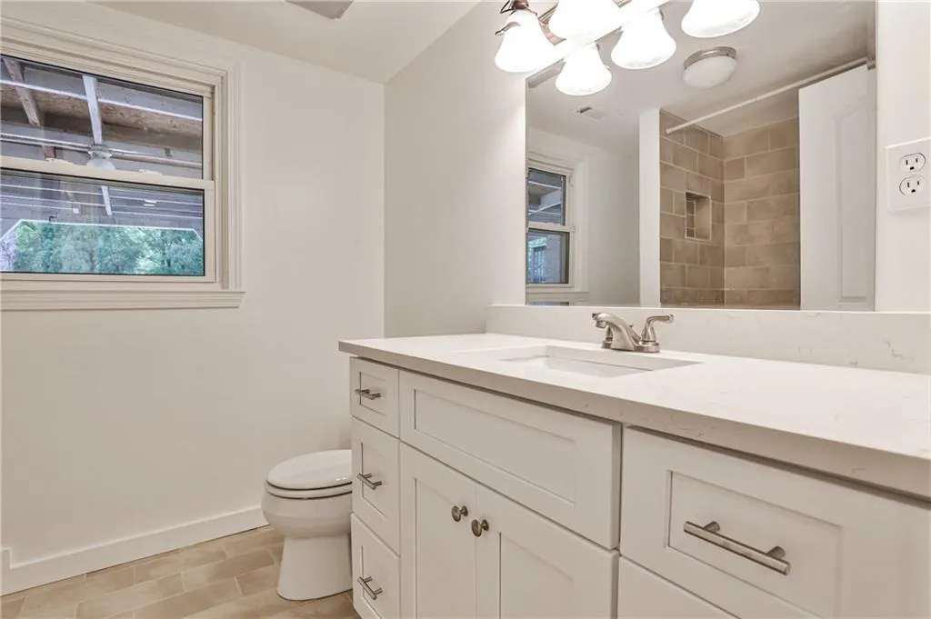 1356 Peachtree Battle Avenue Nw, Atlanta, Georgia 30327, 4 Bedrooms Bedrooms, ,3 BathroomsBathrooms,Residential,For Sale,1356 Peachtree Battle Avenue Nw,7665438