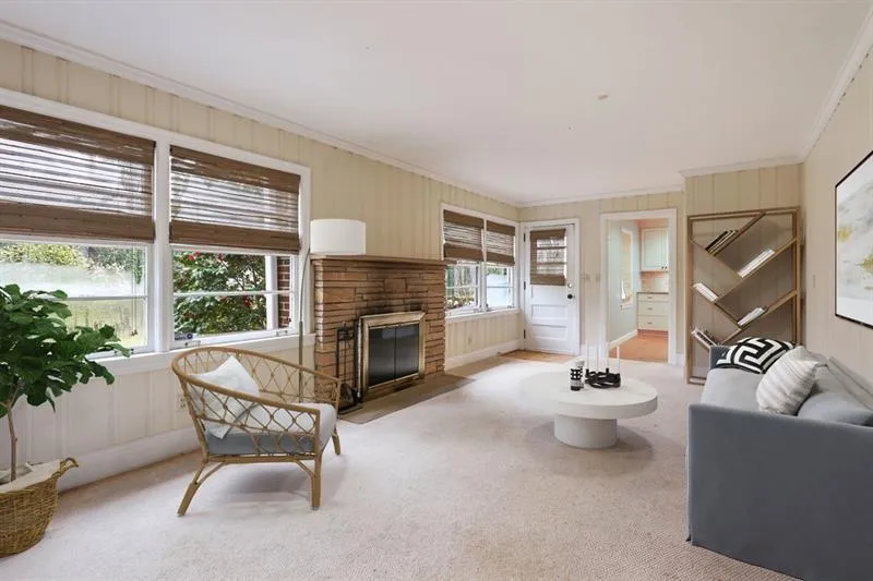 444 Hilderbrand Drive, Sandy Springs, Georgia 30328, 2 Bedrooms Bedrooms, ,1 BathroomBathrooms,Residential,Sold,444 Hilderbrand Drive,6611243