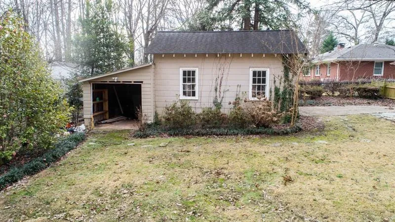 444 Hilderbrand Drive, Sandy Springs, Georgia 30328, 2 Bedrooms Bedrooms, ,1 BathroomBathrooms,Residential,Sold,444 Hilderbrand Drive,6611243