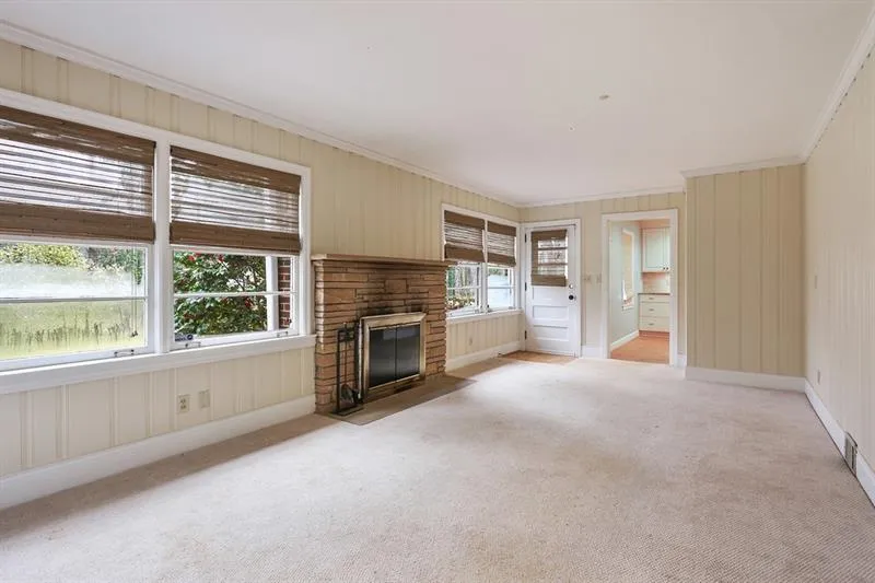 444 Hilderbrand Drive, Sandy Springs, Georgia 30328, 2 Bedrooms Bedrooms, ,1 BathroomBathrooms,Residential,Sold,444 Hilderbrand Drive,6611243