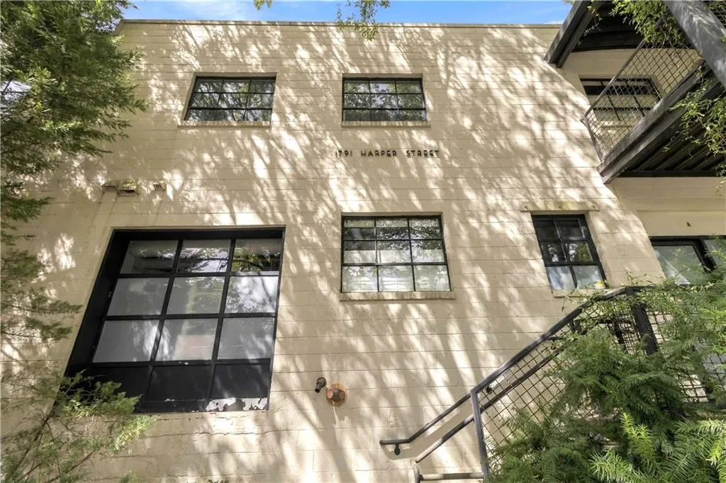 1791 Harper Street Nw Unit F, Atlanta, Georgia 30318, 2 Bedrooms Bedrooms, 0 ,2 BathroomsBathrooms,Residential,For Sale,1791 Harper Street Nw Unit F,7836368