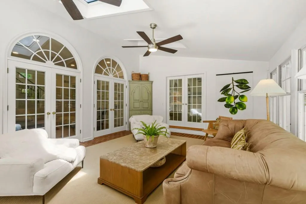 895 Waddington Court, Sandy Springs, Georgia 30350, 4 Bedrooms Bedrooms, ,4 BathroomsBathrooms,Residential,For Sale,895 Waddington Court,7765258