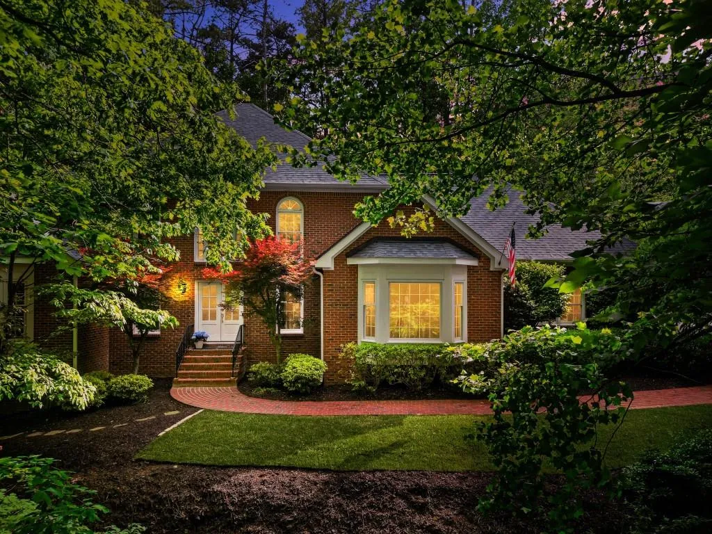 895 Waddington Court, Sandy Springs, Georgia 30350, 4 Bedrooms Bedrooms, ,4 BathroomsBathrooms,Residential,For Sale,895 Waddington Court,7765258