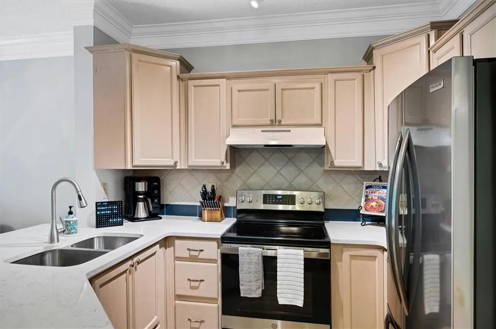 5559 Glenridge Drive Unit 1307, Atlanta, Georgia 30342, 1 Bedroom Bedrooms, ,1 BathroomBathrooms,Residential,Sold,5559 Glenridge Drive Unit 1307,7422029