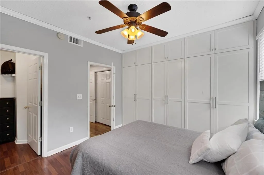 5559 Glenridge Drive Unit 1307, Atlanta, Georgia 30342, 1 Bedroom Bedrooms, ,1 BathroomBathrooms,Residential,Sold,5559 Glenridge Drive Unit 1307,7422029