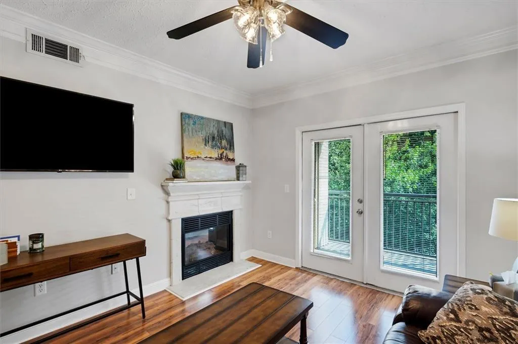 5559 Glenridge Drive Unit 1307, Atlanta, Georgia 30342, 1 Bedroom Bedrooms, ,1 BathroomBathrooms,Residential,Sold,5559 Glenridge Drive Unit 1307,7422029