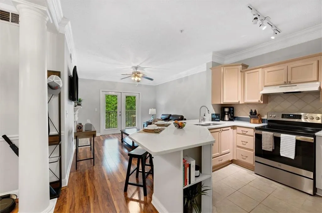 5559 Glenridge Drive Unit 1307, Atlanta, Georgia 30342, 1 Bedroom Bedrooms, ,1 BathroomBathrooms,Residential,Sold,5559 Glenridge Drive Unit 1307,7422029