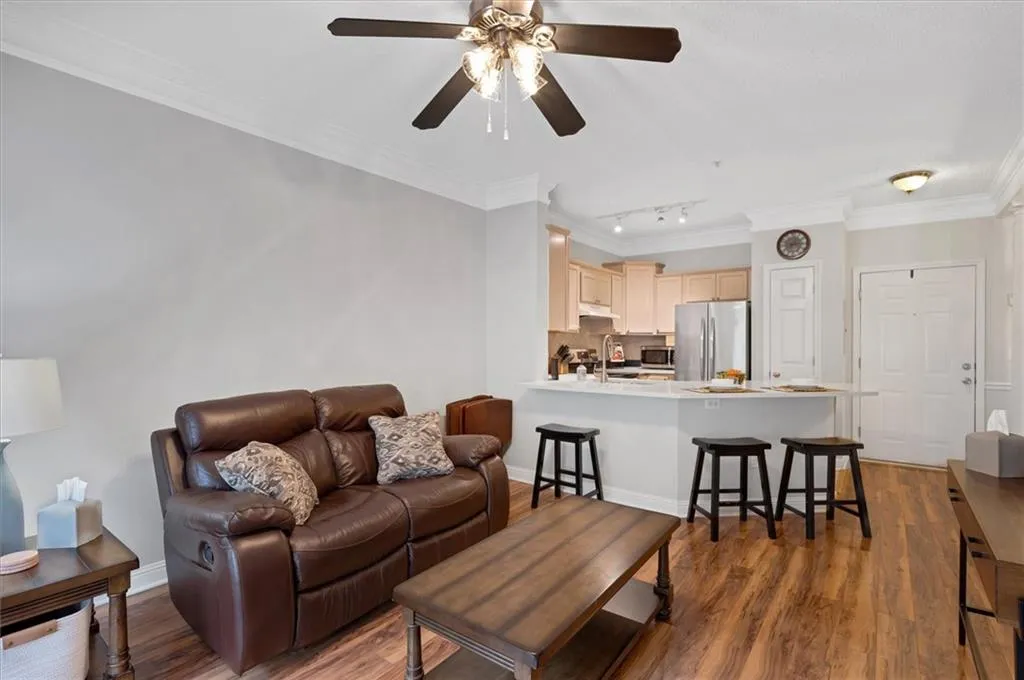 5559 Glenridge Drive Unit 1307, Atlanta, Georgia 30342, 1 Bedroom Bedrooms, ,1 BathroomBathrooms,Residential,Sold,5559 Glenridge Drive Unit 1307,7422029