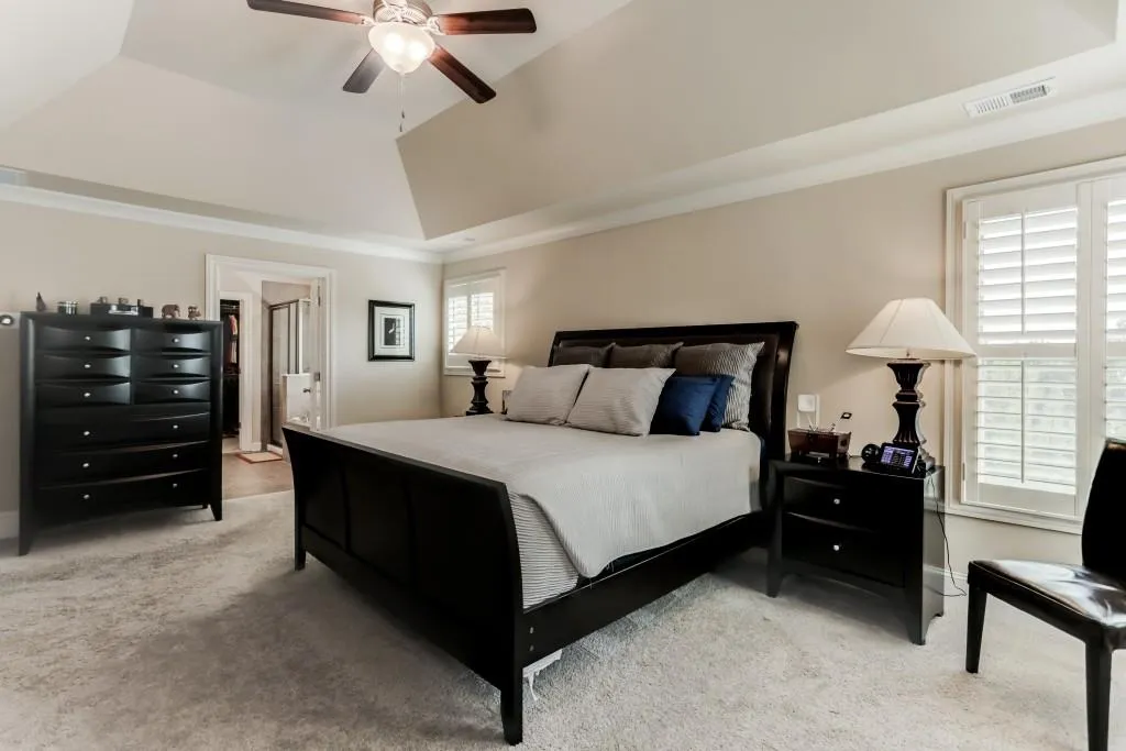 7695 Highland Bluff, Sandy Springs, Georgia 30328, 4 Bedrooms Bedrooms, ,3 BathroomsBathrooms,Residential,Sold,7695 Highland Bluff,6072272