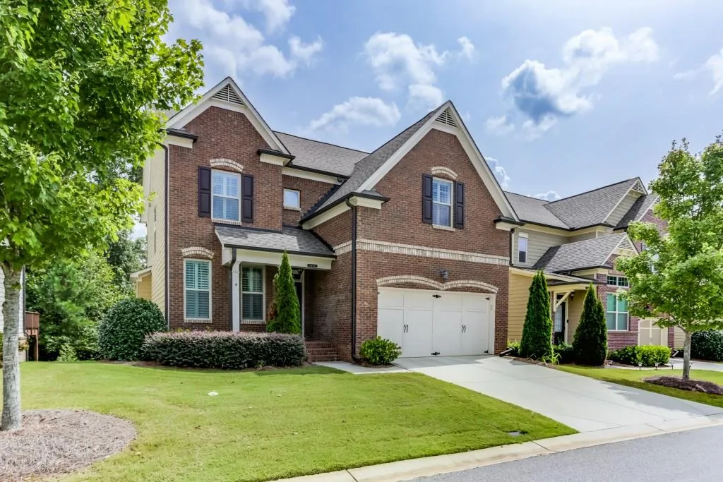 7695 Highland Bluff, Sandy Springs, Georgia 30328, 4 Bedrooms Bedrooms, ,3 BathroomsBathrooms,Residential,Sold,7695 Highland Bluff,6072272