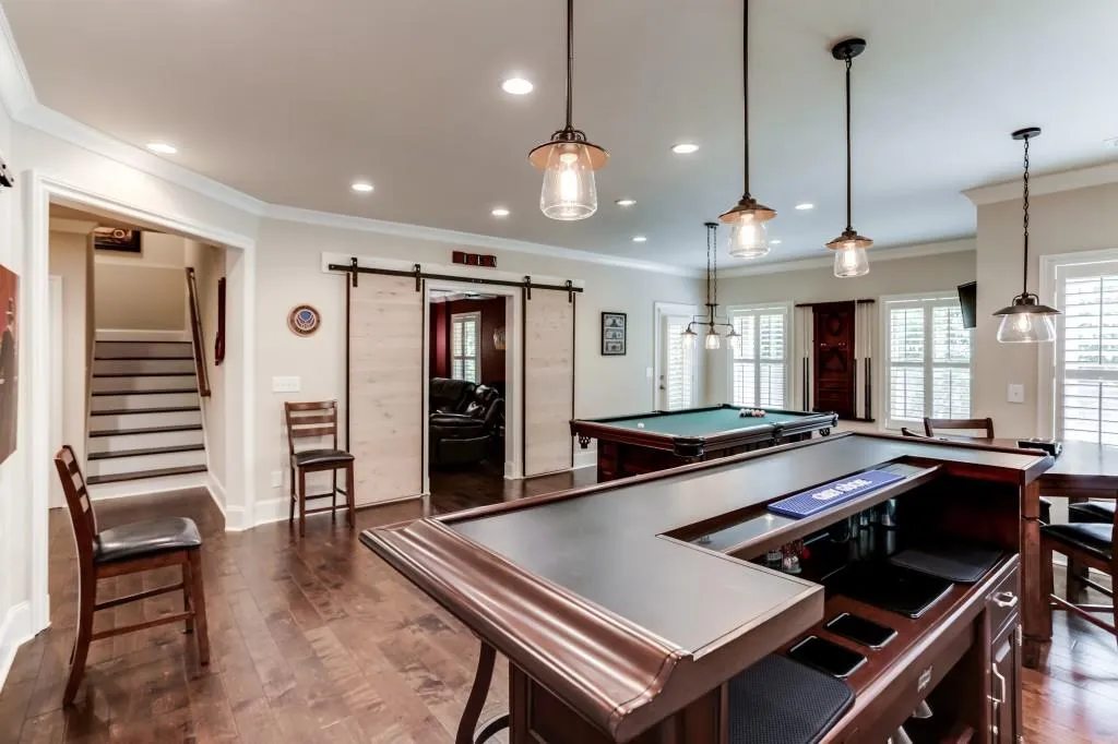 7695 Highland Bluff, Sandy Springs, Georgia 30328, 4 Bedrooms Bedrooms, ,3 BathroomsBathrooms,Residential,Sold,7695 Highland Bluff,6072272