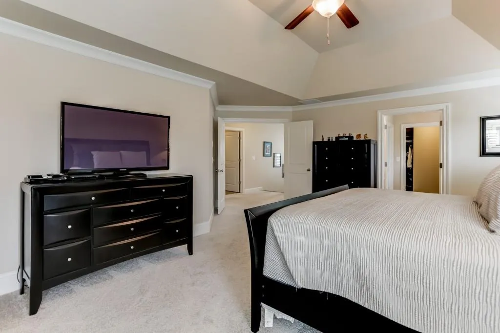 7695 Highland Bluff, Sandy Springs, Georgia 30328, 4 Bedrooms Bedrooms, ,3 BathroomsBathrooms,Residential,Sold,7695 Highland Bluff,6072272