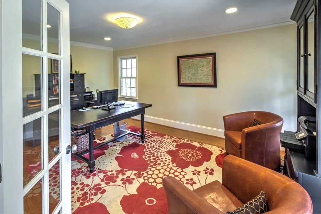 340 Thornwood Drive, Sandy Springs, Georgia 30328, 4 Bedrooms Bedrooms, ,3 BathroomsBathrooms,Residential,Sold,340 Thornwood Drive,5951735