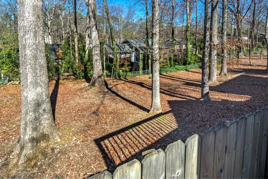 340 Thornwood Drive, Sandy Springs, Georgia 30328, 4 Bedrooms Bedrooms, ,3 BathroomsBathrooms,Residential,Sold,340 Thornwood Drive,5951735