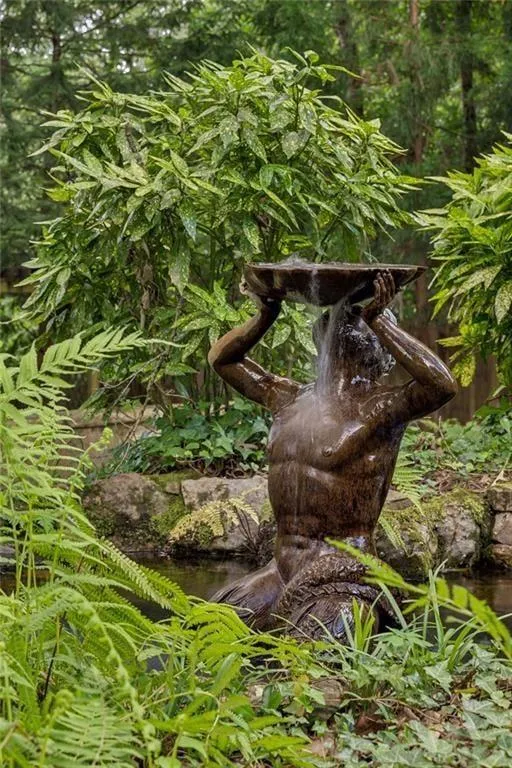 A striking bronze statue.