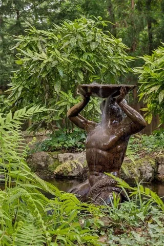 1170