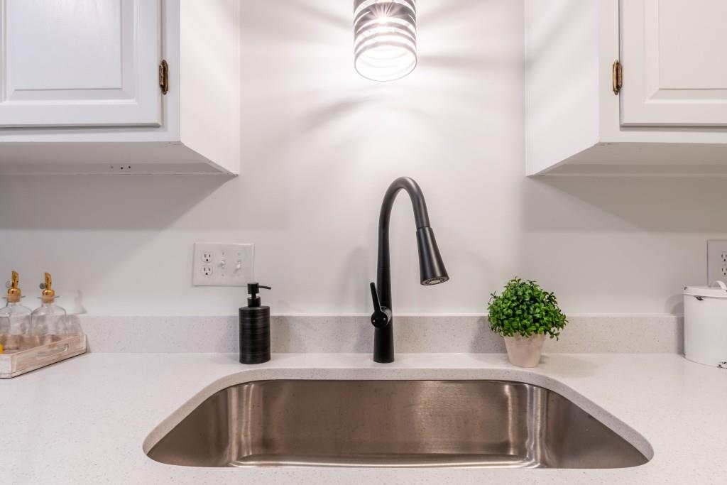 6851 Roswell Road Unit F-27, Sandy Springs, Georgia 30328, 2 Bedrooms Bedrooms, ,2 BathroomsBathrooms,Residential,Sold,6851 Roswell Road Unit F-27,7331604