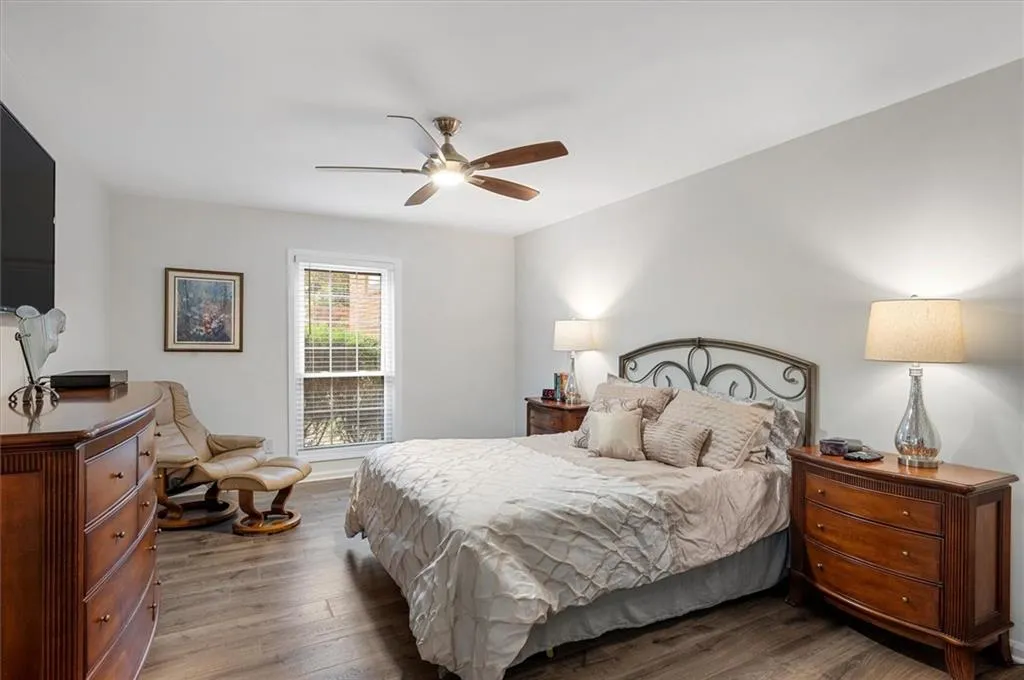 6851 Roswell Road Unit H13, Atlanta, Georgia 30328, 3 Bedrooms Bedrooms, ,2 BathroomsBathrooms,Residential,Sold,6851 Roswell Road Unit H13,7351472