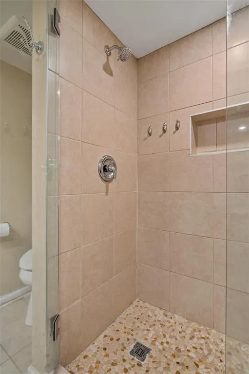 6851 Roswell Road Unit H13, Atlanta, Georgia 30328, 3 Bedrooms Bedrooms, ,2 BathroomsBathrooms,Residential,Sold,6851 Roswell Road Unit H13,7351472