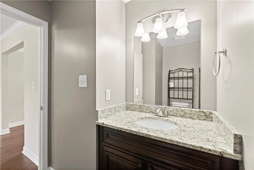 265 Winding River Drive Unit E, Sandy Springs, Georgia 30350, 2 Bedrooms Bedrooms, ,1 BathroomBathrooms,Residential,Sold,265 Winding River Drive Unit E,7117305