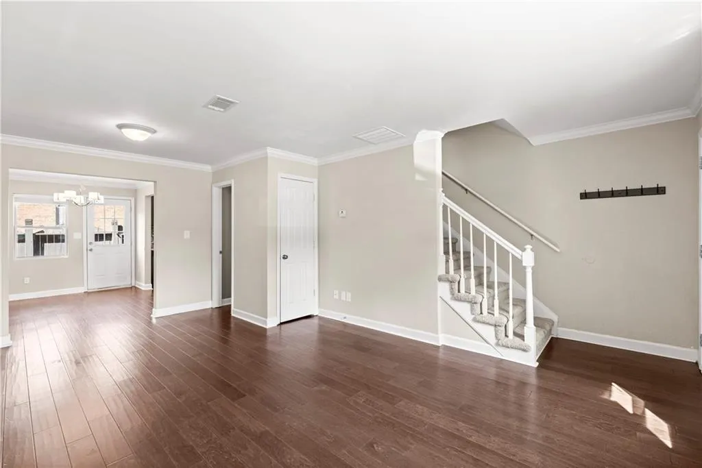 265 Winding River Drive Unit E, Sandy Springs, Georgia 30350, 2 Bedrooms Bedrooms, ,1 BathroomBathrooms,Residential,Sold,265 Winding River Drive Unit E,7117305