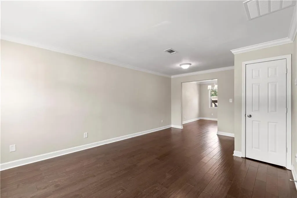 265 Winding River Drive Unit E, Sandy Springs, Georgia 30350, 2 Bedrooms Bedrooms, ,1 BathroomBathrooms,Residential,Sold,265 Winding River Drive Unit E,7117305