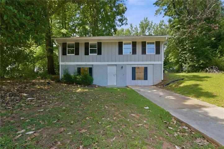 2852 Port Royal Lane, Decatur, Georgia 30034