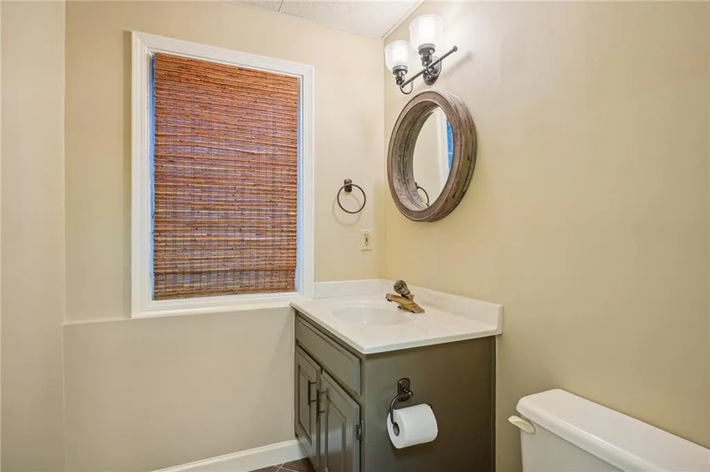 7380 Stoneykirk Close, Atlanta, Georgia 30350, 5 Bedrooms Bedrooms, ,3 BathroomsBathrooms,Residential,Sold,7380 Stoneykirk Close,7467448