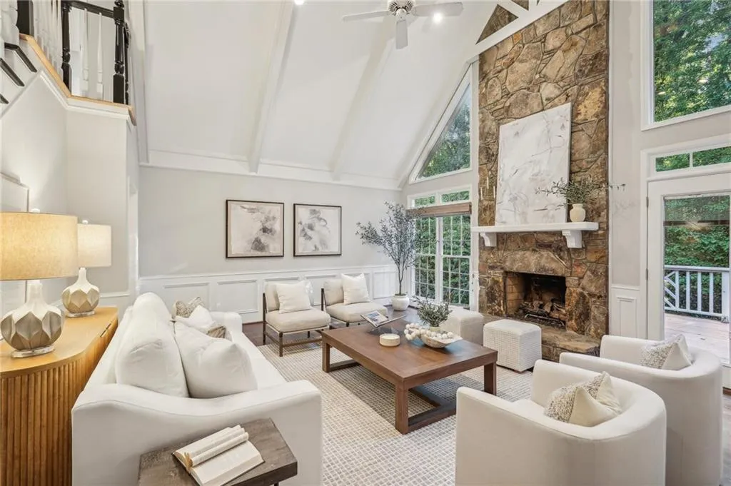 7380 Stoneykirk Close, Atlanta, Georgia 30350, 5 Bedrooms Bedrooms, ,3 BathroomsBathrooms,Residential,Sold,7380 Stoneykirk Close,7467448