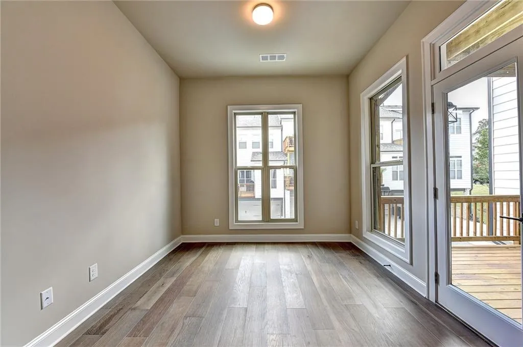 4355 Parkside Place, Atlanta, Georgia 30342, 3 Bedrooms Bedrooms, ,3 BathroomsBathrooms,Residential,Sold,4355 Parkside Place,6084362