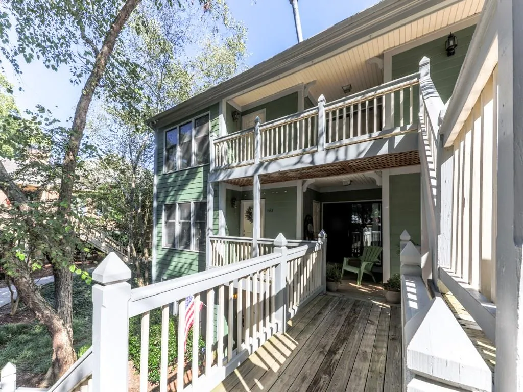 703 Hollyfax Circle, Atlanta, Georgia 30328, 1 Bedroom Bedrooms, ,1 BathroomBathrooms,Residential,Sold,703 Hollyfax Circle,5905862