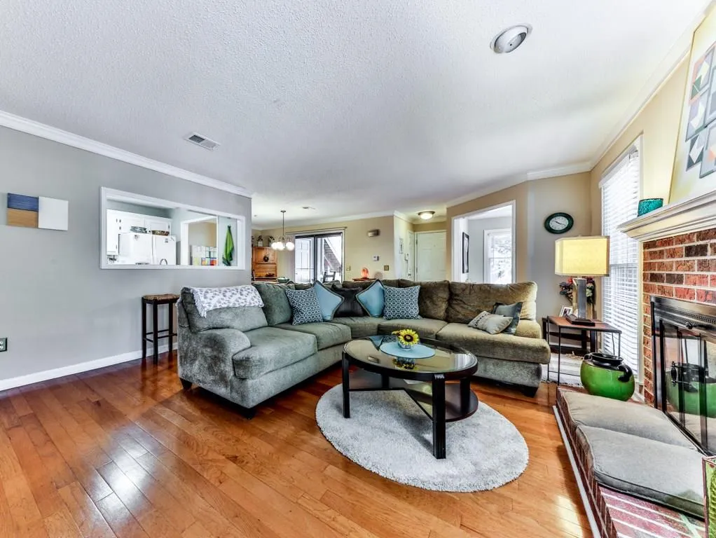 703 Hollyfax Circle, Atlanta, Georgia 30328, 1 Bedroom Bedrooms, ,1 BathroomBathrooms,Residential,Sold,703 Hollyfax Circle,5905862