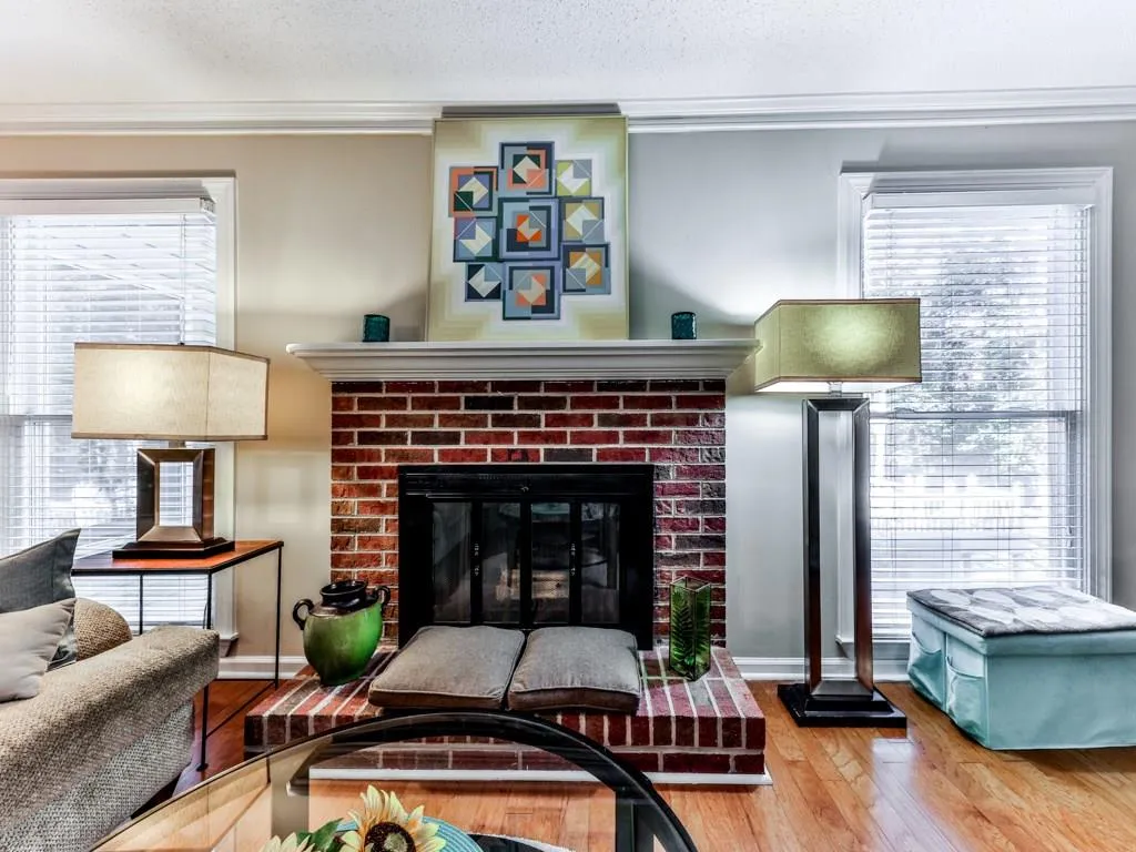 703 Hollyfax Circle, Atlanta, Georgia 30328, 1 Bedroom Bedrooms, ,1 BathroomBathrooms,Residential,Sold,703 Hollyfax Circle,5905862