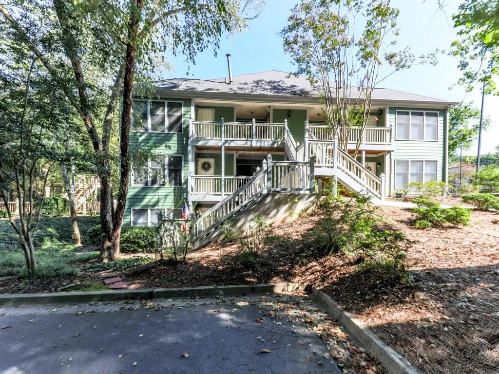 703 Hollyfax Circle, Atlanta, Georgia 30328, 1 Bedroom Bedrooms, ,1 BathroomBathrooms,Residential,Sold,703 Hollyfax Circle,5905862