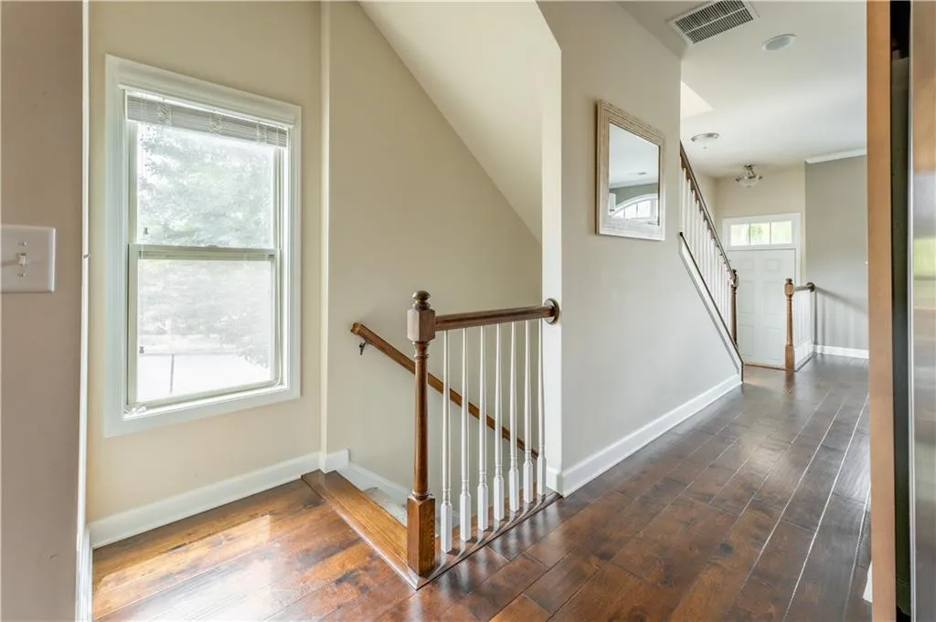 7490 Glisten Avenue, Sandy Springs, Georgia 30328, 3 Bedrooms Bedrooms, ,3 BathroomsBathrooms,Residential,Sold,7490 Glisten Avenue,7228631