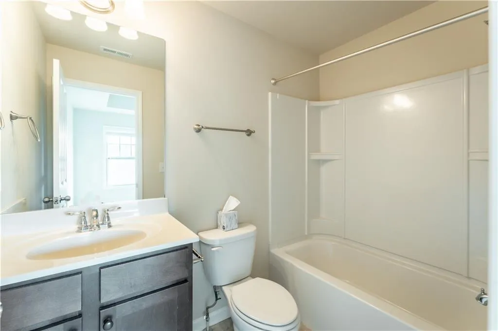 7490 Glisten Avenue, Sandy Springs, Georgia 30328, 3 Bedrooms Bedrooms, ,3 BathroomsBathrooms,Residential,Sold,7490 Glisten Avenue,7228631