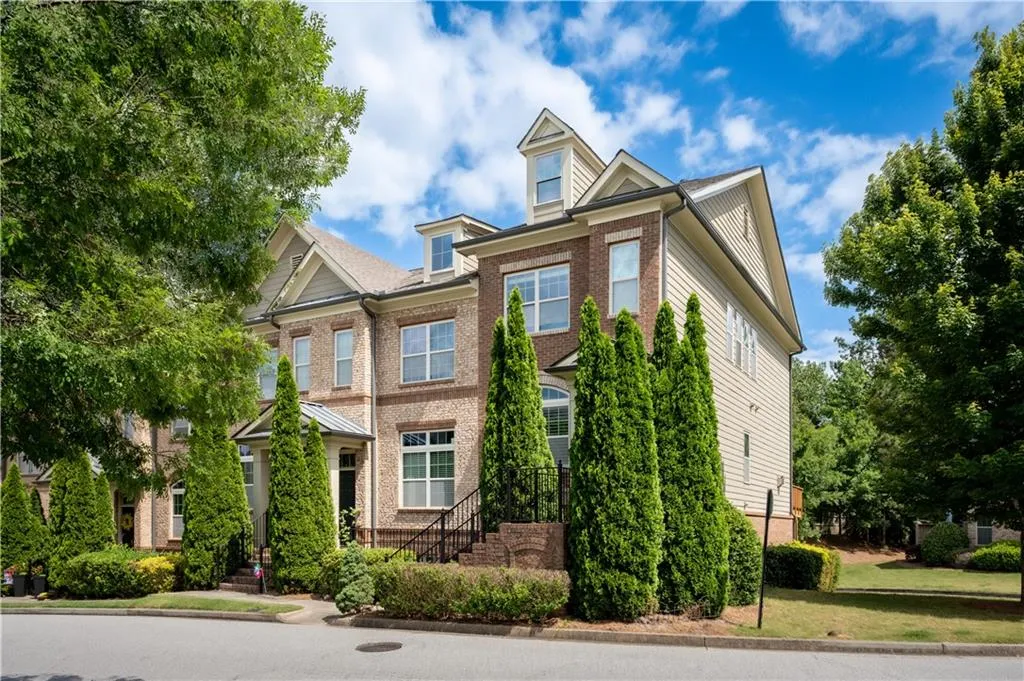 7490 Glisten Avenue, Sandy Springs, Georgia 30328, 3 Bedrooms Bedrooms, ,3 BathroomsBathrooms,Residential,Sold,7490 Glisten Avenue,7228631
