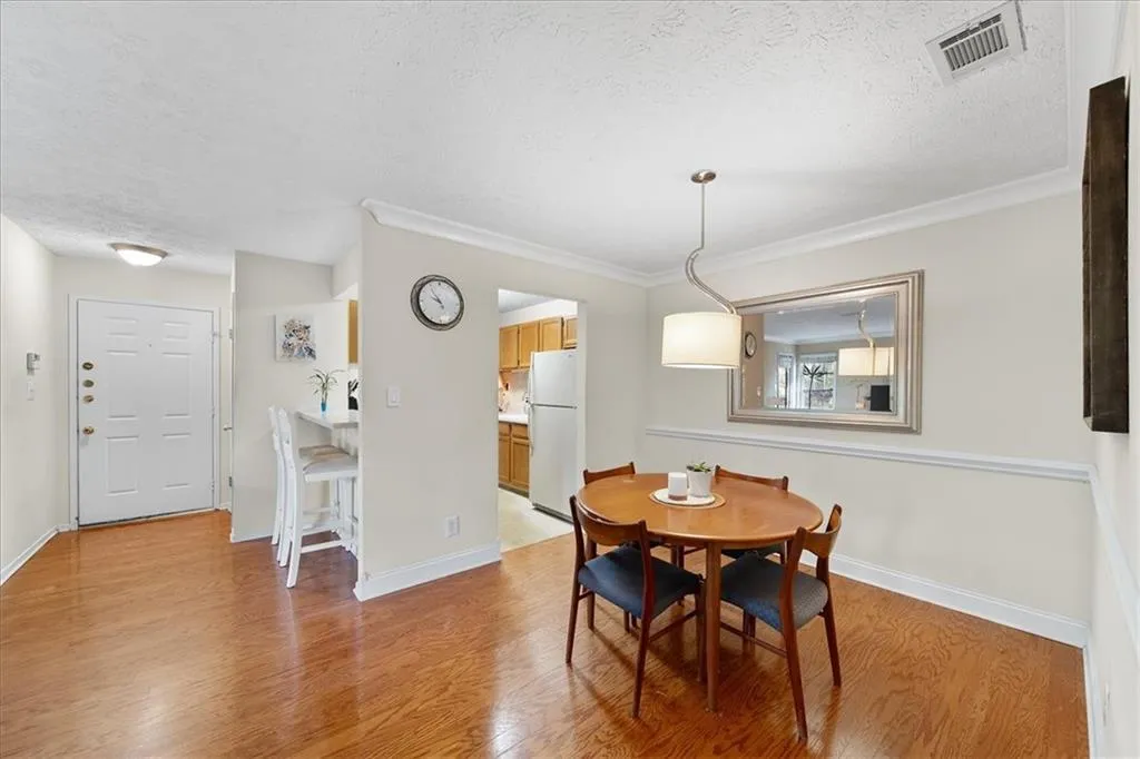 6816 Glenridge Drive Unit F, Atlanta, Georgia 30328, 2 Bedrooms Bedrooms, ,2 BathroomsBathrooms,Residential,Sold,6816 Glenridge Drive Unit F,7480042 6816 Glenridge Drive Unit F, Atlanta, Georgia 30328, 2 Bedrooms Bedrooms, ,2 BathroomsBathrooms,Residential,Sold,6816 Glenridge Drive Unit F,7480042