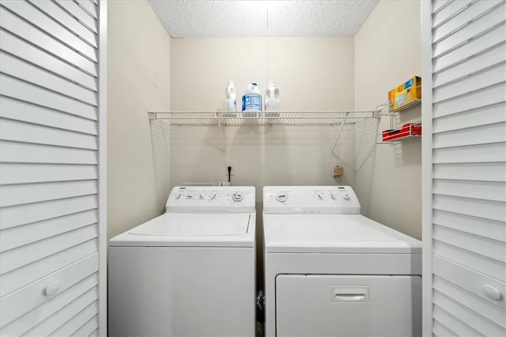 6816 Glenridge Drive Unit F, Atlanta, Georgia 30328, 2 Bedrooms Bedrooms, ,2 BathroomsBathrooms,Residential,Sold,6816 Glenridge Drive Unit F,7480042 6816 Glenridge Drive Unit F, Atlanta, Georgia 30328, 2 Bedrooms Bedrooms, ,2 BathroomsBathrooms,Residential,Sold,6816 Glenridge Drive Unit F,7480042