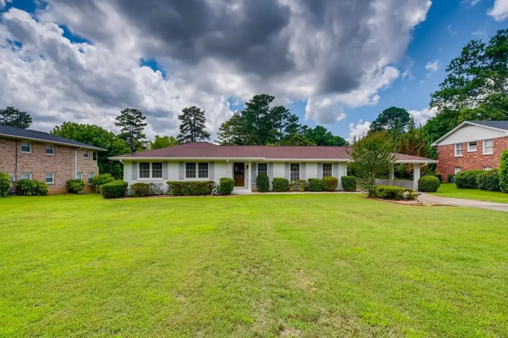 5870 Garber Drive, Atlanta, Georgia 30328, 3 Bedrooms Bedrooms, ,2 BathroomsBathrooms,Residential,Sold,5870 Garber Drive,6905184