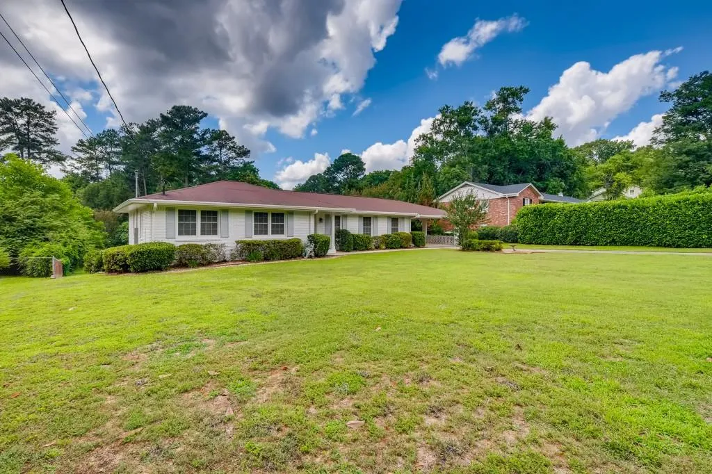 5870 Garber Drive, Atlanta, Georgia 30328, 3 Bedrooms Bedrooms, ,2 BathroomsBathrooms,Residential,Sold,5870 Garber Drive,6905184
